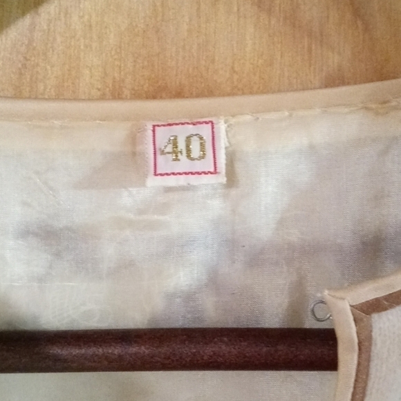Vintage sweater tan embroidery 40 - Picture 4 of 13